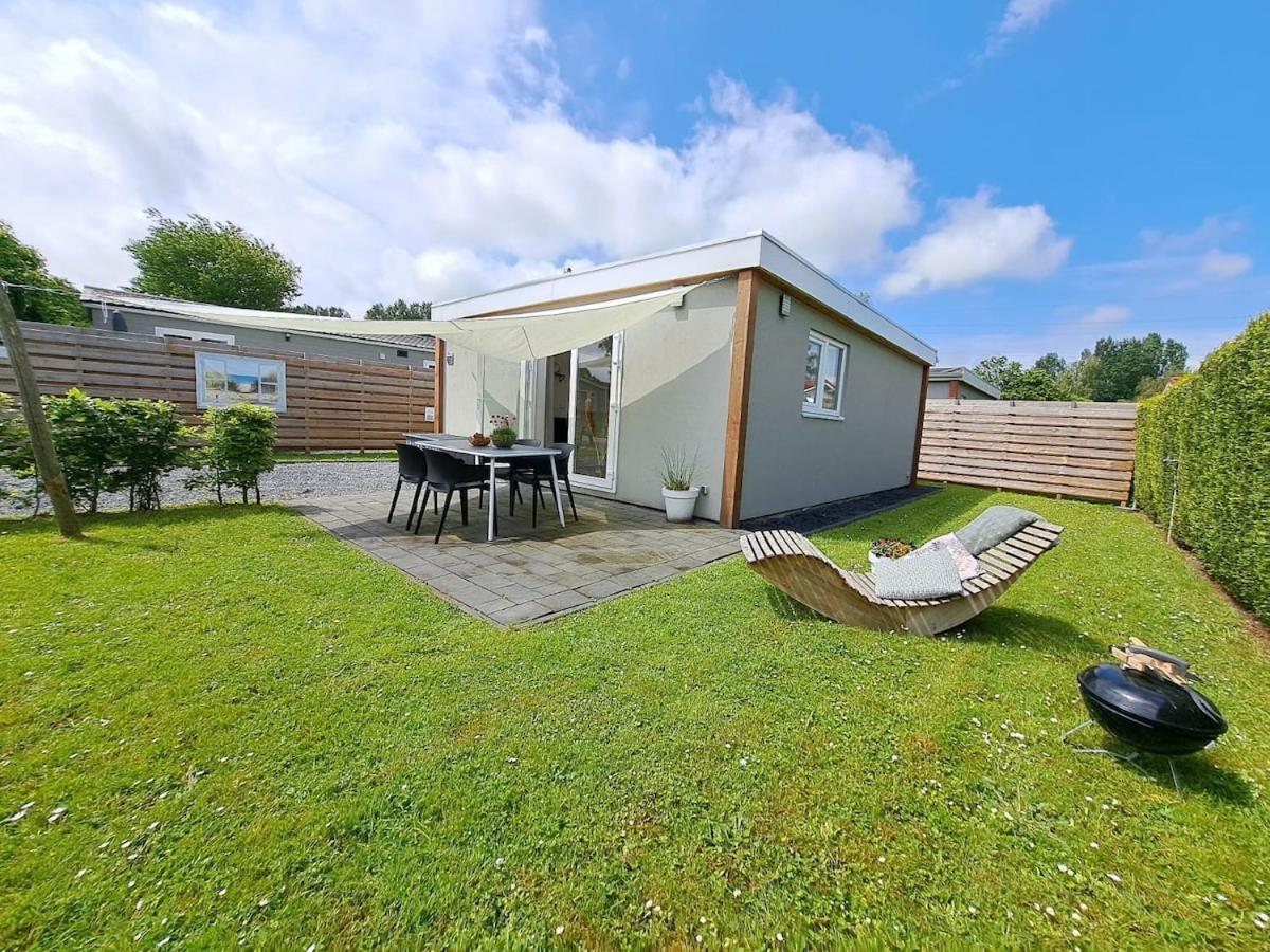 Mooie Entree Zwembad In De Zomer Vp010 Vakantiehuis Heinkenszand
