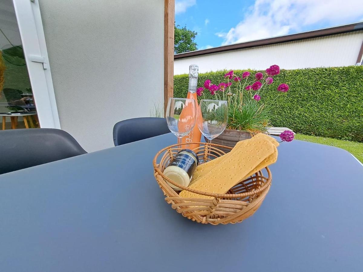 Vakantiehuis Mooie Entree Zwembad In De Zomer Vp010