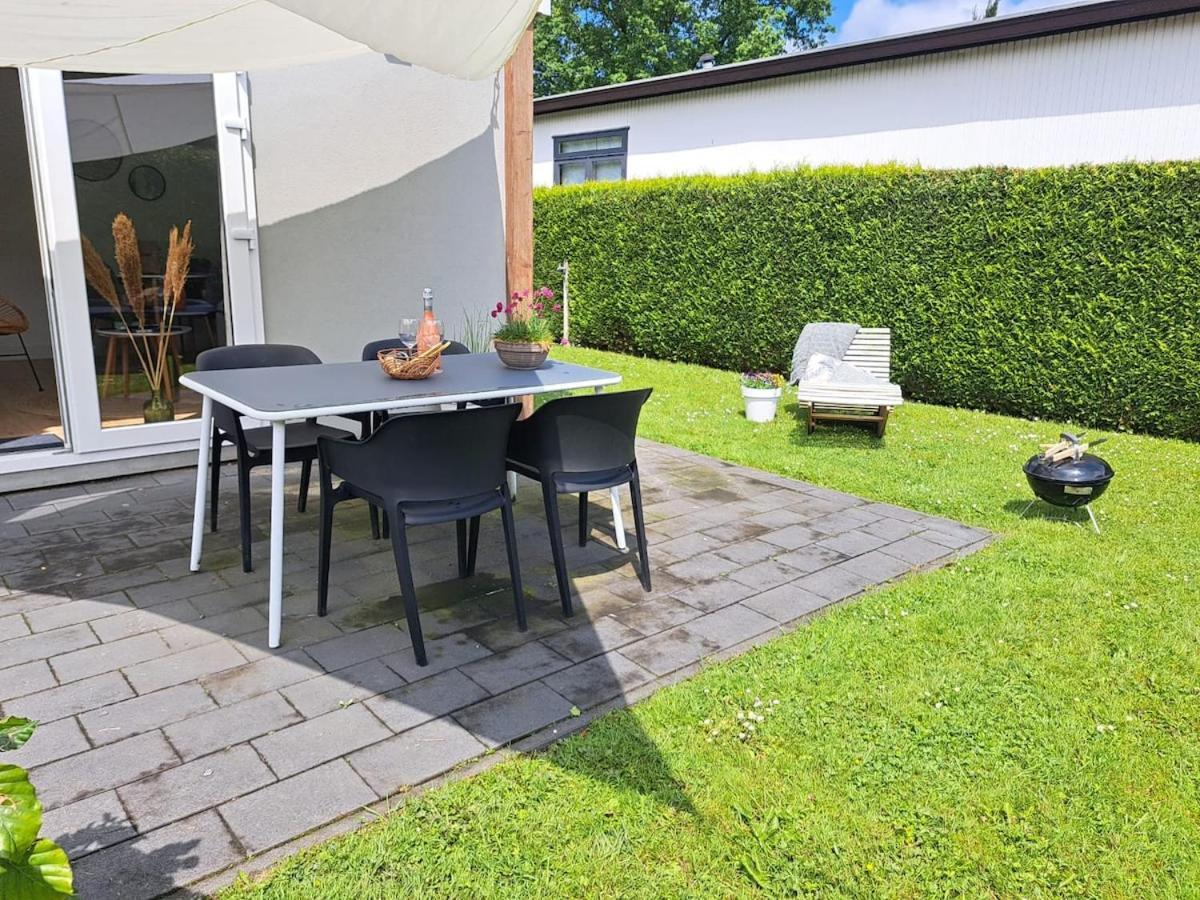 Mooie Entree Zwembad In De Zomer Vp010 * Heinkenszand